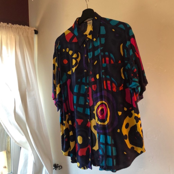 Vintage 90’s Summer Shirt - Picture 2 of 3